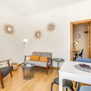 Appartement Guestready -- Cream&wood In Alcântara, Lisboa